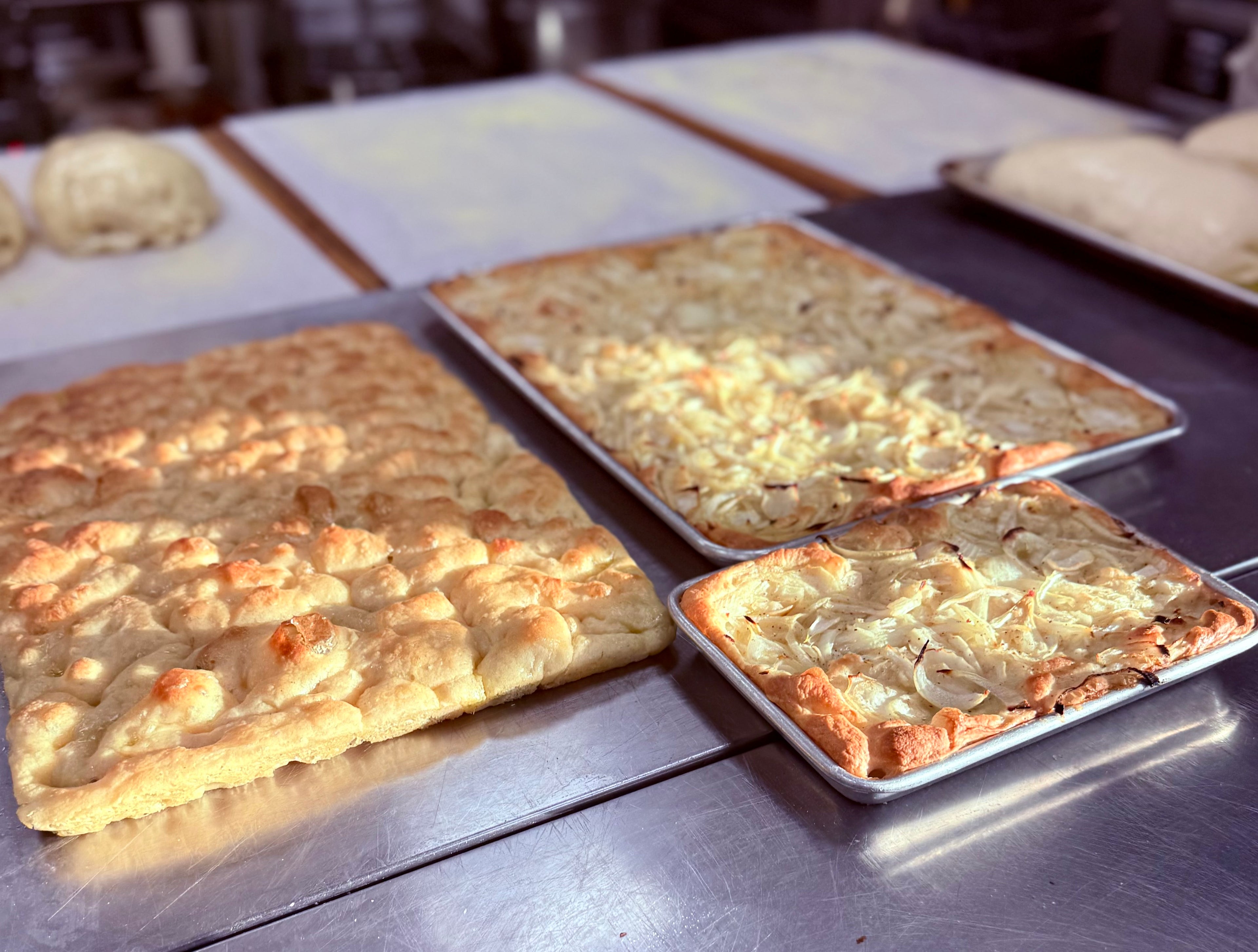 👉 Traditional Genovese Focaccia